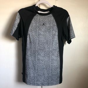 🔲 Jordan Training - Boys Shirt